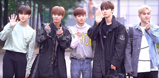 뉴이스트