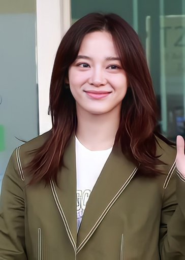 김세정